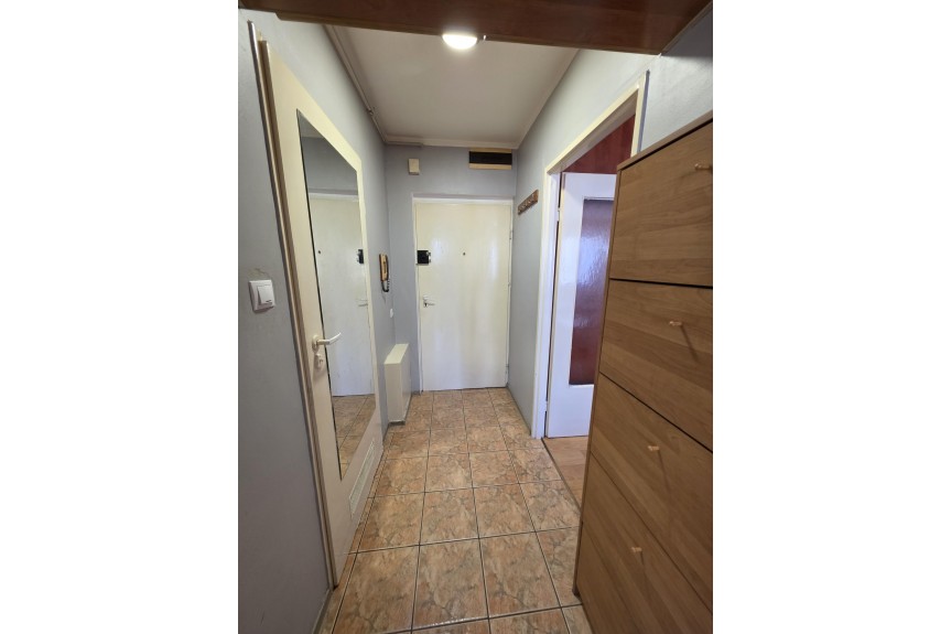 Wrocław, Wrocław-Fabryczna, Marka Hłaski, Kawalerka- osobno kuchnia Muchob&oacute;r Wielki Hłaski