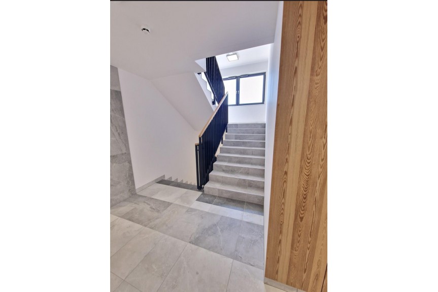 Wrocław, Odolanowska, Ustawne 3 pokoje z wielkim 12m Balkonem/Kuchnia Osobno